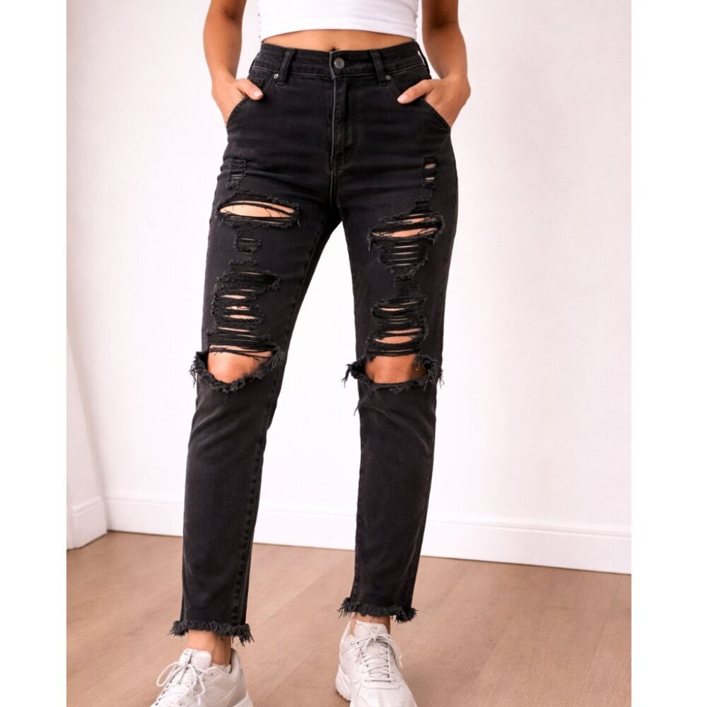 American Eagle Strigid Mom Jeans Women's Size 0 Black Heavy Distressed